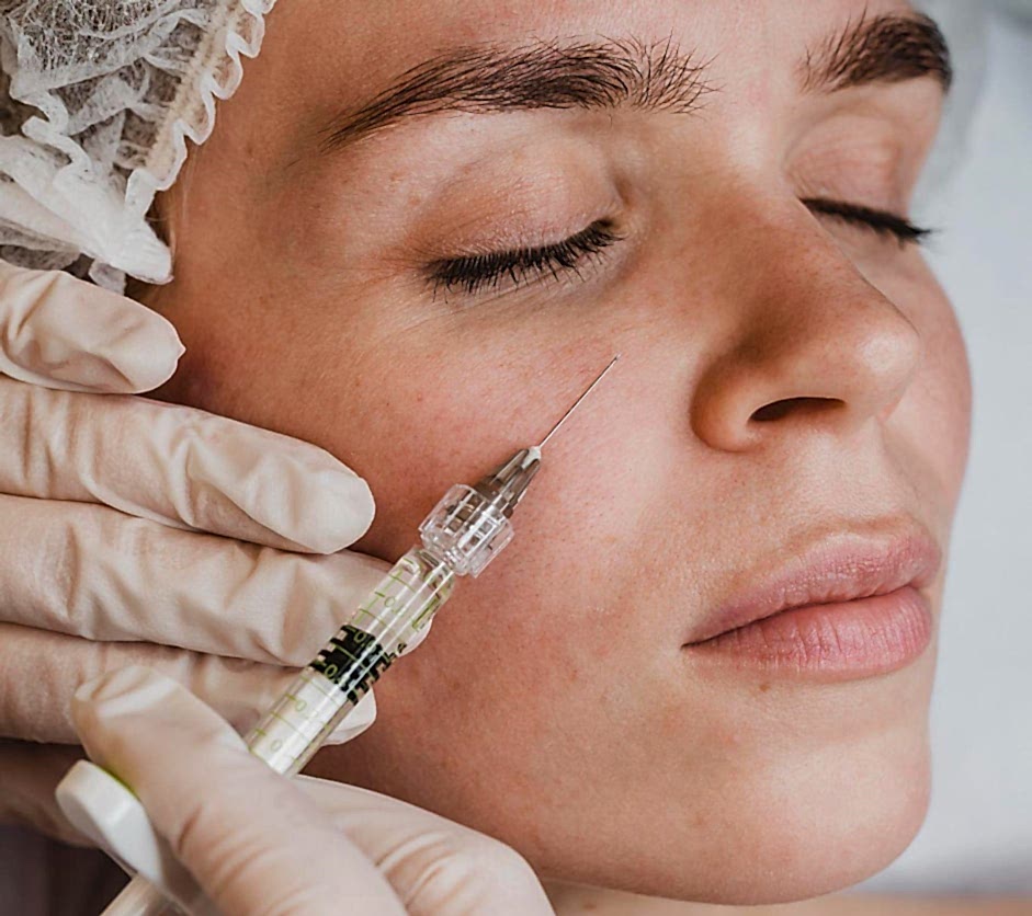 Нитевой лифтинг: невидимая нить красоты